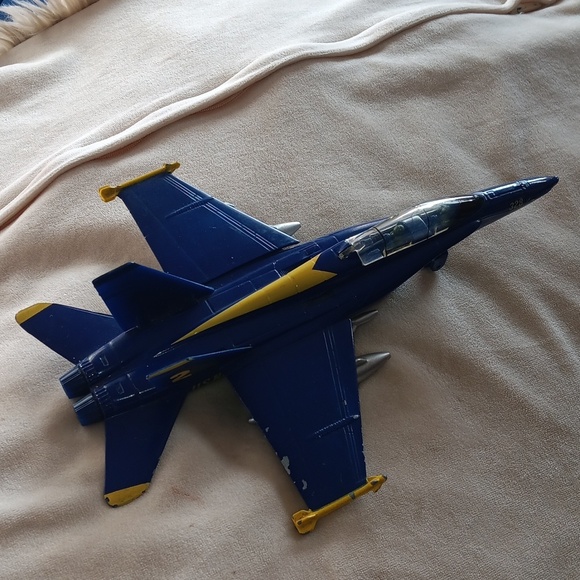 Aircraft Blue angels 328 metallic - Picture 2 of 7
